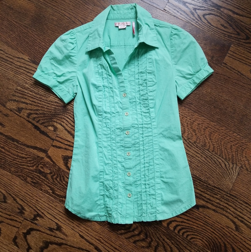 Guess top
